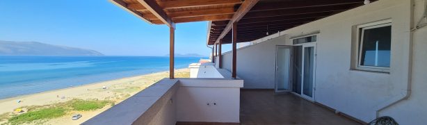  Penthouse for sale near the beach in Vlora